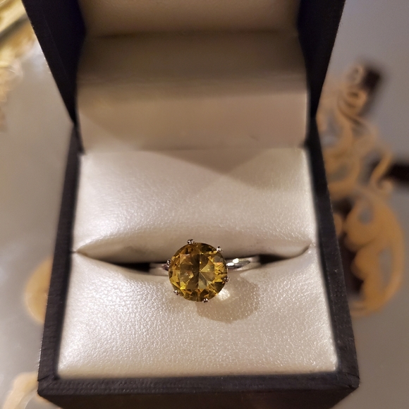 1.2 Carat AAA cubic zirconia yellow crystal ring - Picture 4 of 7